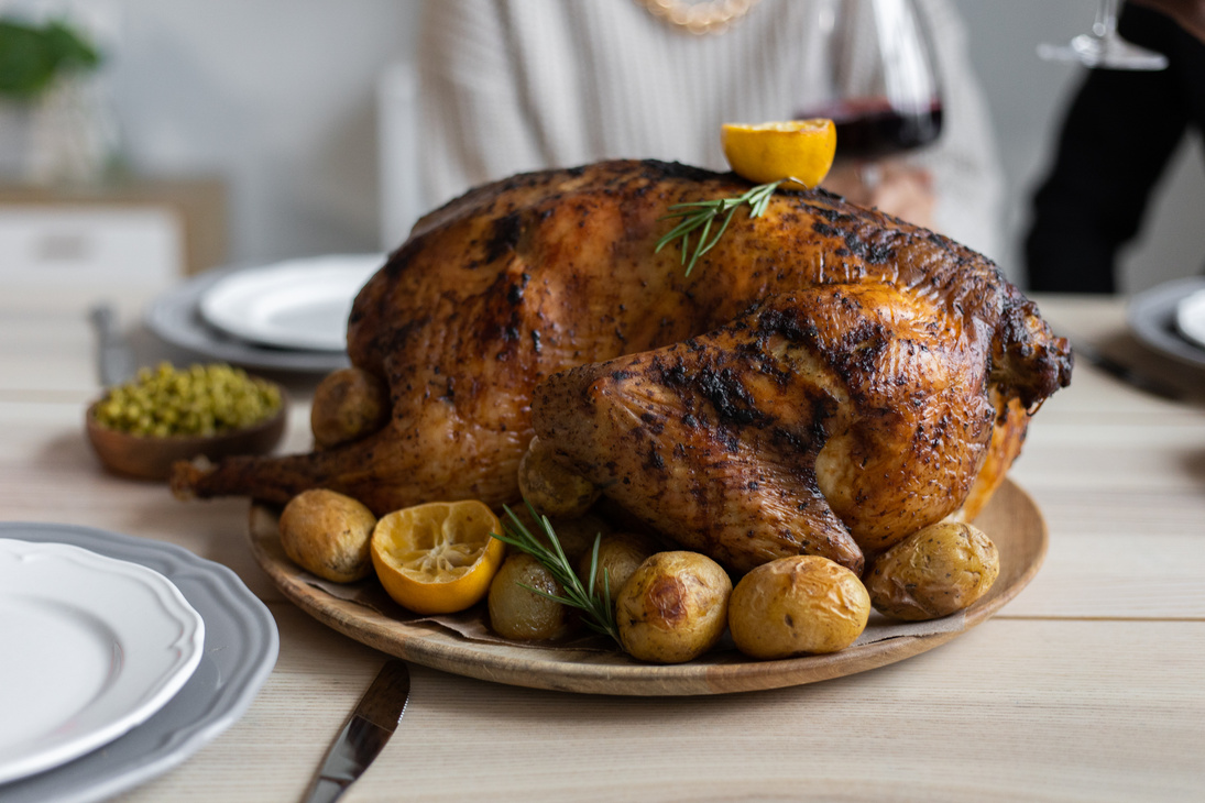 Turkey roasted with potatoes and lemon